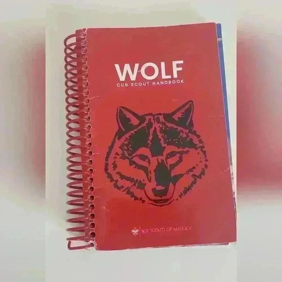 Wolf Cub Scout Manual - Picture 1 of 7